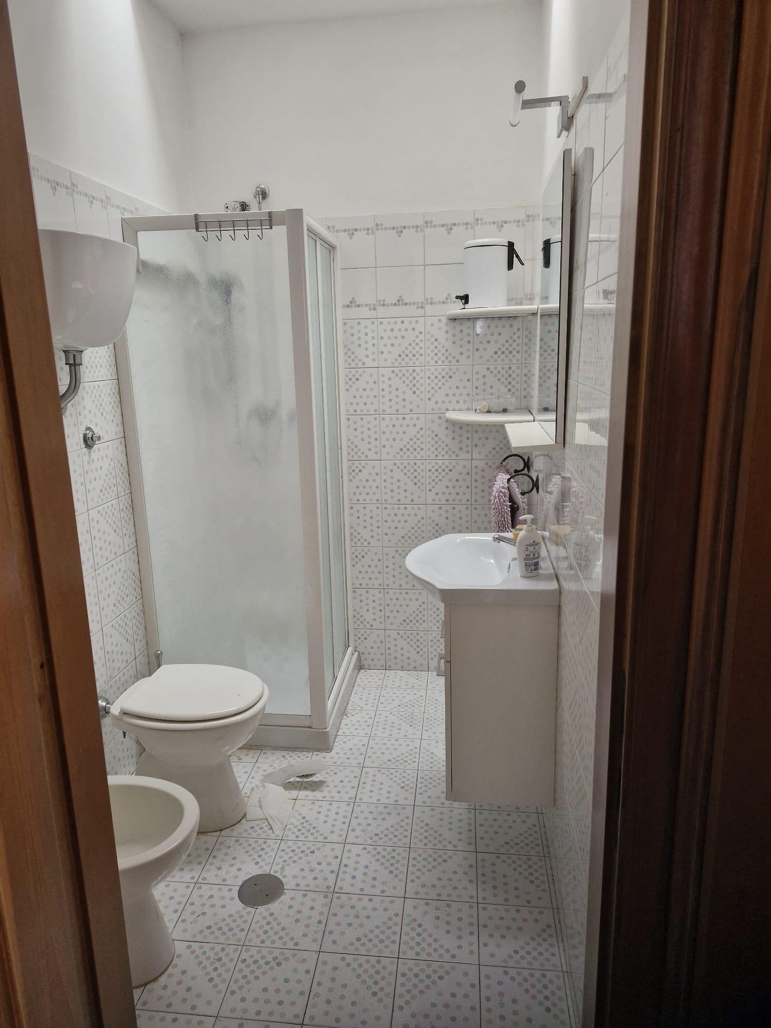 🏡 Villa a schiera su 4 Piani con Doppi Giardini