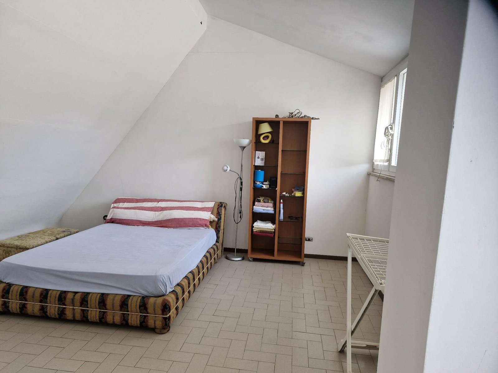 🏡 Villa a schiera su 4 Piani con Doppi Giardini